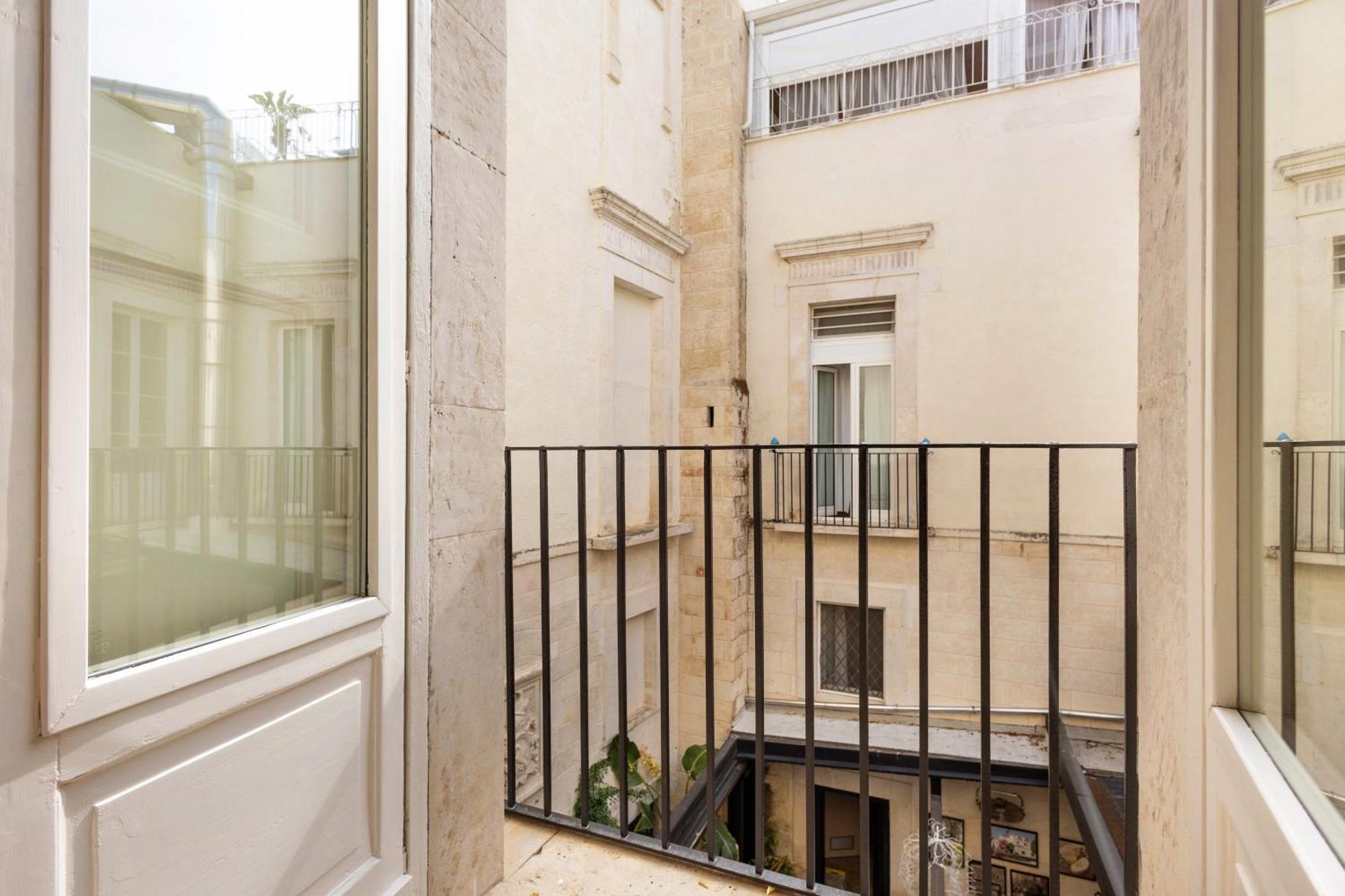 Palazzo Kapece Bed & Breakfast Monopoli Luaran gambar